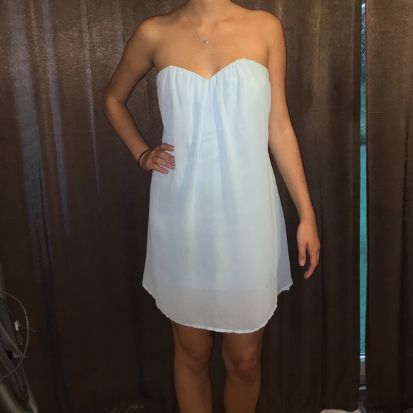Blue strapless chiffon dress, sweetheart neckline