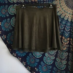 LOWEST 💕 Green suede skater skirt