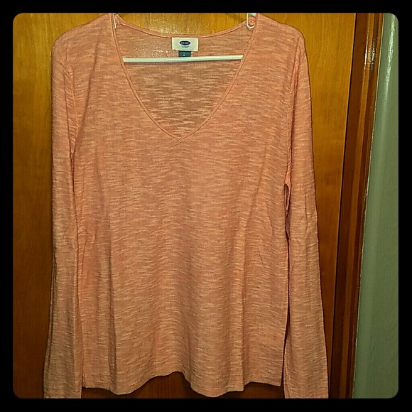 Cute lightweight shirt! Size Large! SUPER soft!