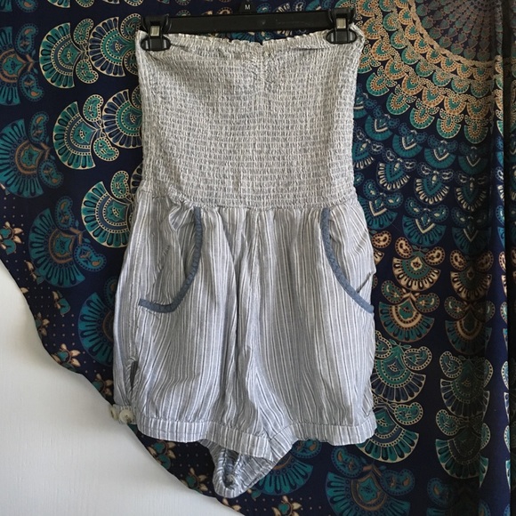 Strapless romper