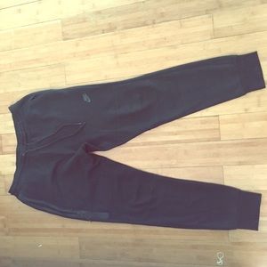 Nike Tech Pant