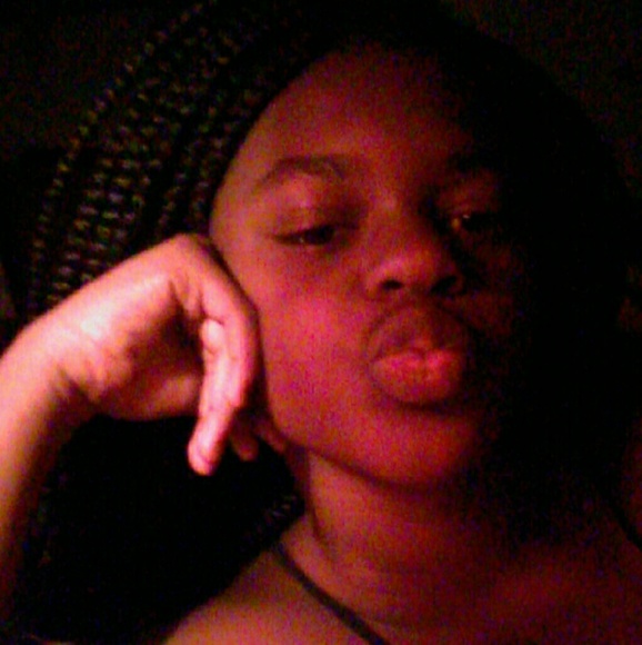 Meet your Posher, Me'chelle - Picture 1 of 1