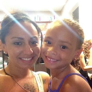 Meet your Posher, Demetria