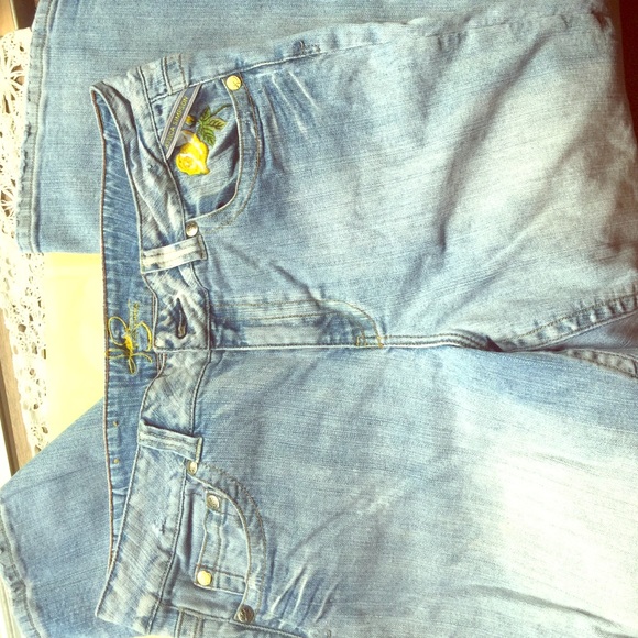 Jessica Simpson jeans