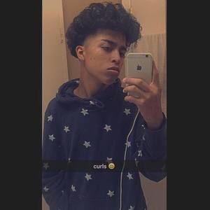 Meet your Posher, Jonathan