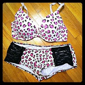 PINK 34D push-up bra