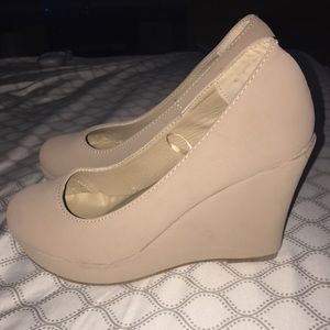 Rue 21 Wedges