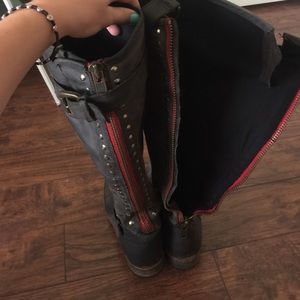 Steve Madden Black boots