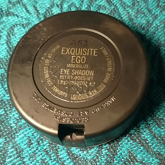 Limited Edition MAC Exquisite Ego - Picture 3 of 4