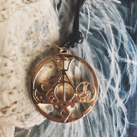 Harry Potter: The Novel Necklace