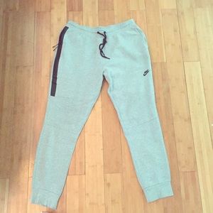 Nike Tech Pant