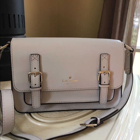 *Authentic* Kate Spade Essex Scout Crossbody