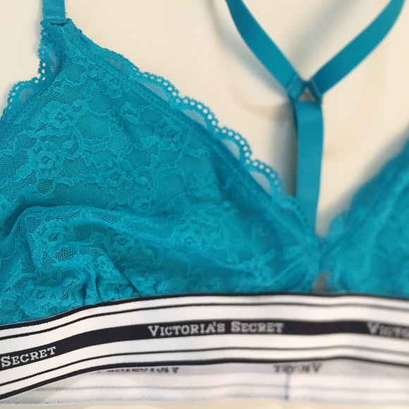 VS Bralette/Panty Bundle - Picture 2 of 3