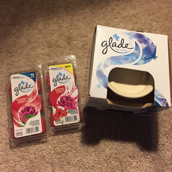 Glade wax melt warmer brand new!
