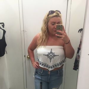 Meet your Posher, Casey