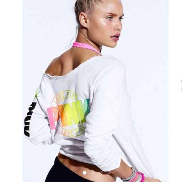 VS PINK pullover!! - Picture 4 of 4