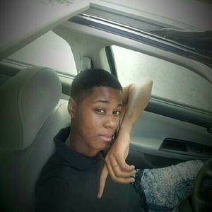 Meet your Posher, Candace