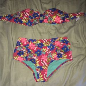 SOLD ON Ⓜ️! Hollister High-Waisted Swimsuit