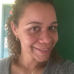 Meet your Posher, Janel