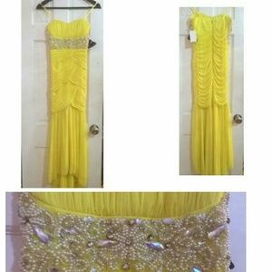 Long yellow dress great for prom or any event!