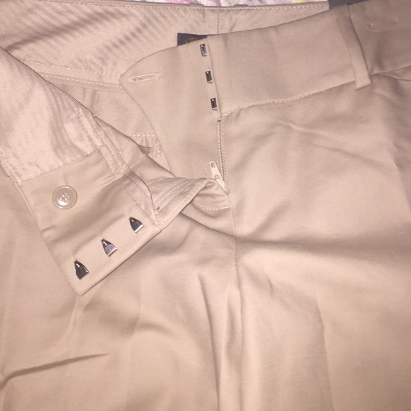 Outback Red - Picture 3 of 4