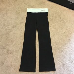 Victoria's Secret yoga pants