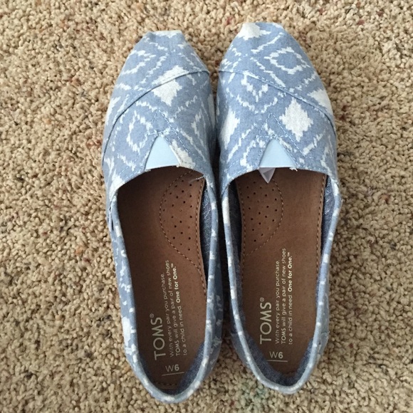 TOMS! size W6