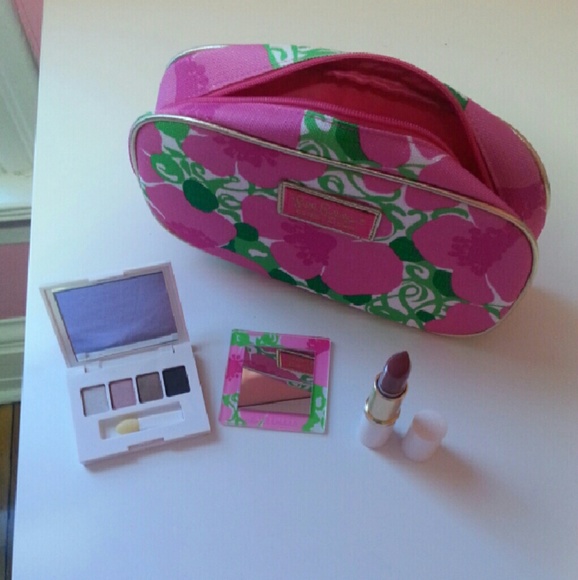 Makeup bag
