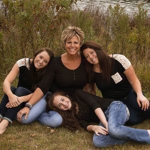 Meet your Posher, Nikki