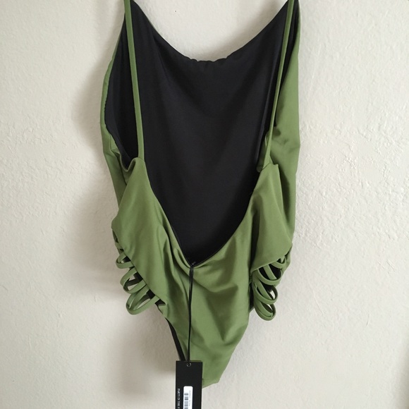 BRAND NEW beach riot green / black one piece suit