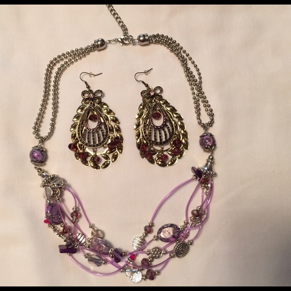 🆕 Necklace  with earrings