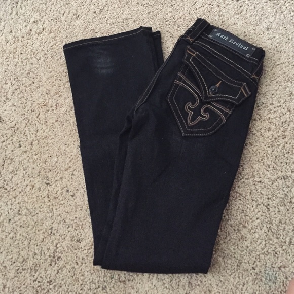 ROCK REVIVAL JEANS! size 27