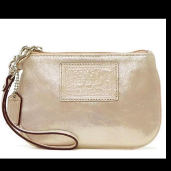 Coach Handbags - HOST PICK-Coach Daisy Poppy champagne wristlet NWT