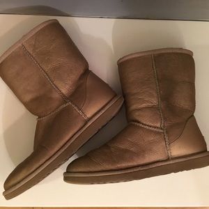 UGG limited edition gold classic short
