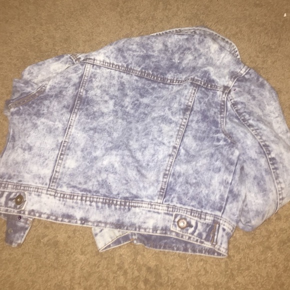 Jean Jacket - Picture 2 of 3