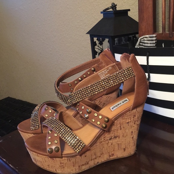 Brown wedges with studded straps with rhinestone