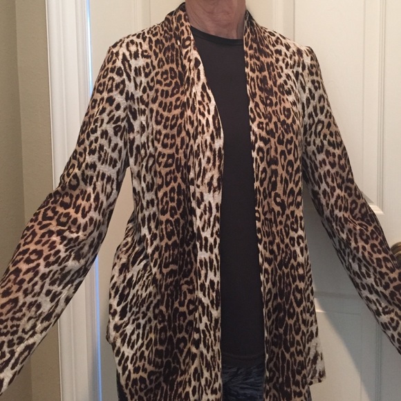 Ellie Tahari lightweight animal print cardigan - Picture 3 of 4