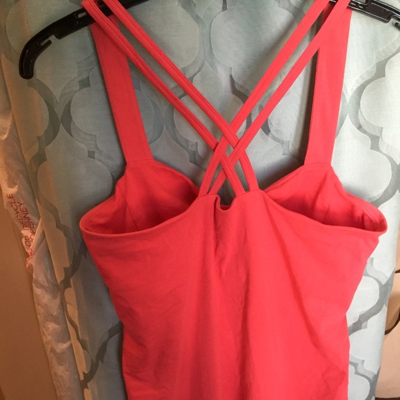 Tank top - Picture 2 of 3