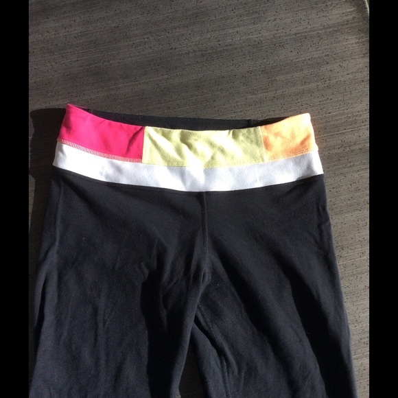 Lululemon Groove Pant size 6