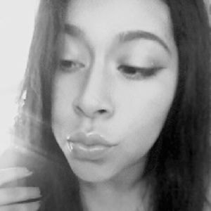 Meet your Posher, Marissa