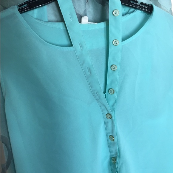 Blouse - Picture 2 of 4