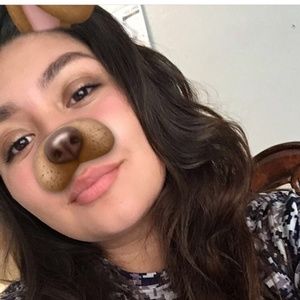 Meet your Posher, Victoria