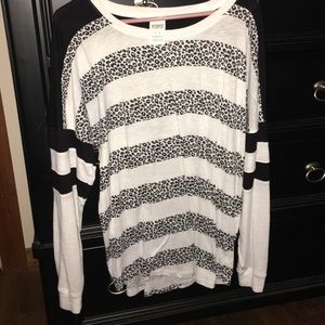 Pink brand legging tee