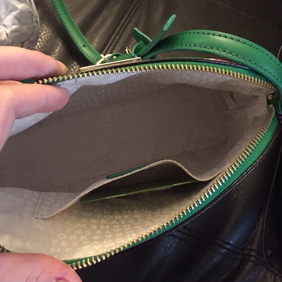 ♠️SOLD♠️Kate Spade Hanna Brightwater Drive - Picture 3 of 4