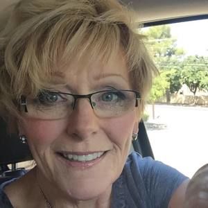 Meet your Posher, Linda