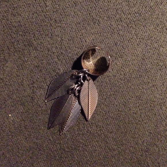 Ear Chain - Picture 3 of 3