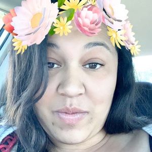 Meet your Posher, Whitney