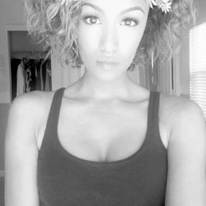 Meet your Posher, Jess