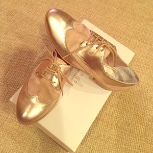 Rose Gold Oxford Flat