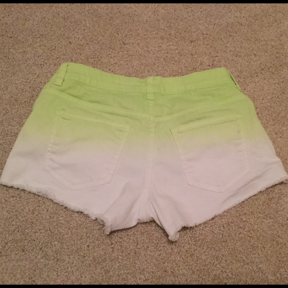 Ombré shorts - Picture 2 of 2